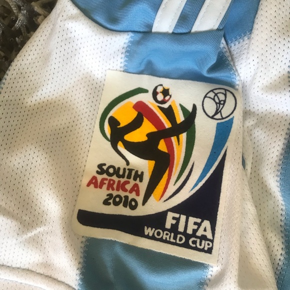 NWT Men’s Argentina National Team 2010 WC Jersey!! - Picture 5 of 7